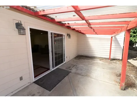 1868 Tamarack Street Florence OR 97439