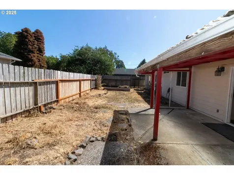 1868 Tamarack Street Florence OR 97439