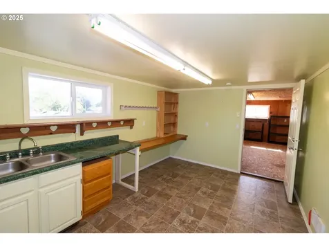1868 Tamarack Street Florence OR 97439