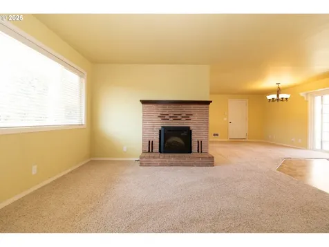1868 Tamarack Street Florence OR 97439