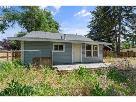 2590 Fargo Street Klamath Falls OR 97603