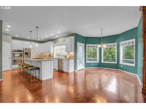 1696 SE 26th Drive Gresham OR 97080