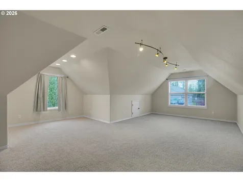 1696 SE 26th Drive Gresham OR 97080