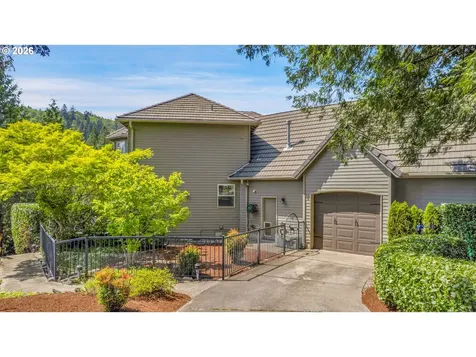 1696 SE 26th Drive Gresham OR 97080