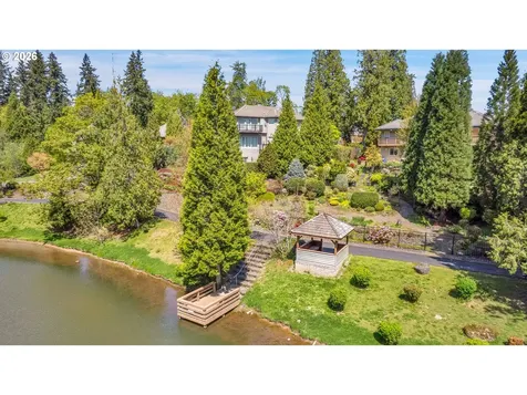 1696 SE 26th Drive Gresham OR 97080