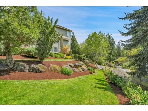 1696 SE 26th Drive Gresham OR 97080