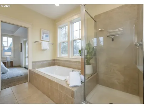 3738 SE Crystal Springs Boulevard Portland OR 97202