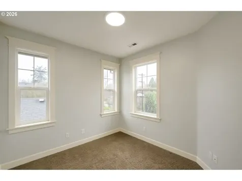 3738 SE Crystal Springs Boulevard Portland OR 97202
