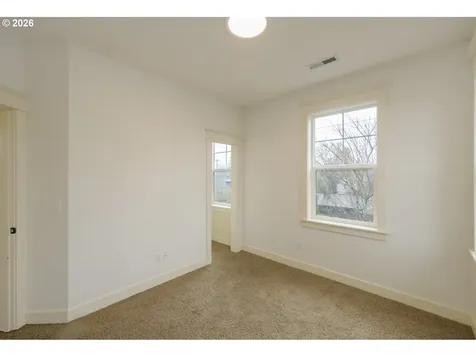 3738 SE Crystal Springs Boulevard Portland OR 97202
