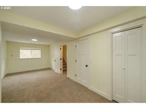 3738 SE Crystal Springs Boulevard Portland OR 97202