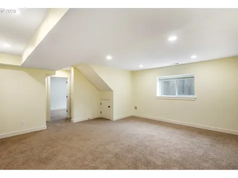 3738 SE Crystal Springs Boulevard Portland OR 97202
