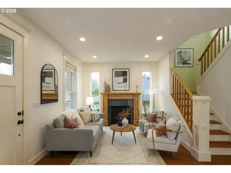 3738 SE Crystal Springs Boulevard Portland OR 97202