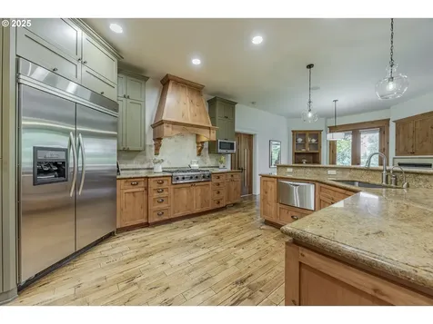2892 Riverwalk Loop Eugene OR 97401