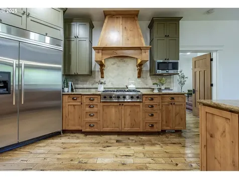 2892 Riverwalk Loop Eugene OR 97401