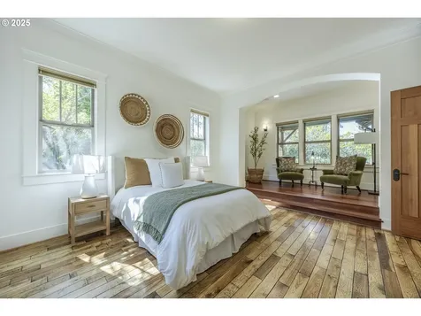 2892 Riverwalk Loop Eugene OR 97401