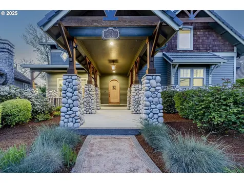 2892 Riverwalk Loop Eugene OR 97401