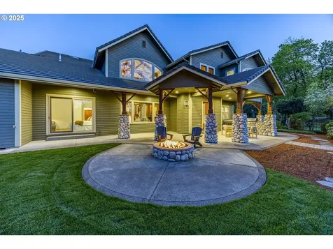 2892 Riverwalk Loop Eugene OR 97401