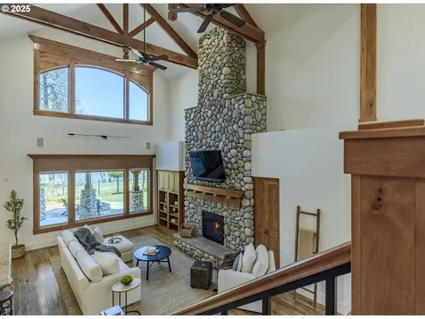 2892 Riverwalk Loop Eugene OR 97401