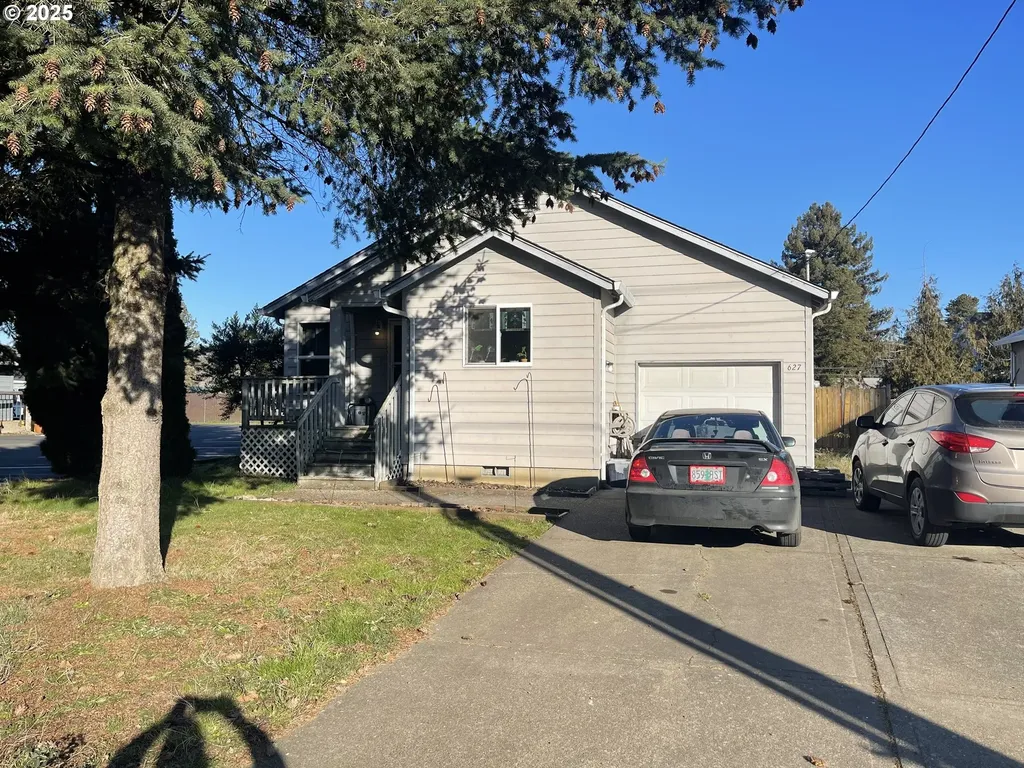 627 W Main Street Sheridan OR 97378