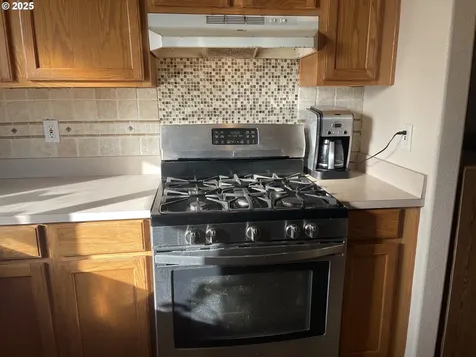 627 W Main Street Sheridan OR 97378