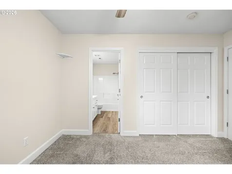 8012 SW Colin Court Portland OR 97223