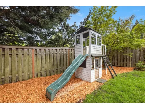 8012 SW Colin Court Portland OR 97223