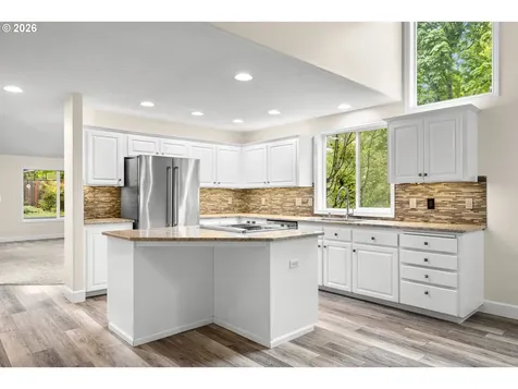 8012 SW Colin Court Portland OR 97223