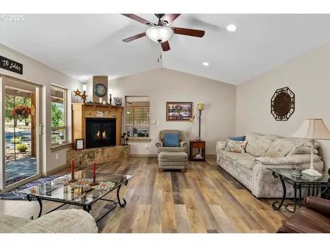 6820 SW George Millican Road Prineville OR 97754