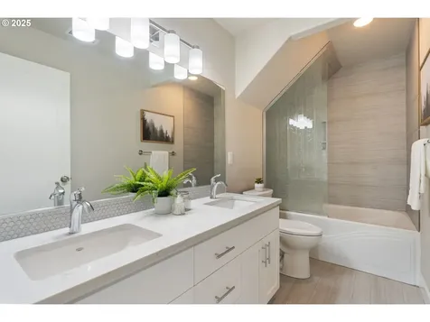14897 Rooster Rock Avenue NE Aurora OR 97002