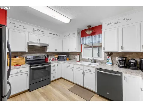 340 NE Crest Street Sublimity OR 97385