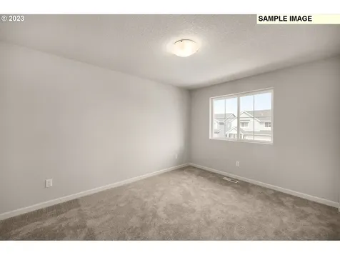 1185 Clemson Street Woodburn OR 97071