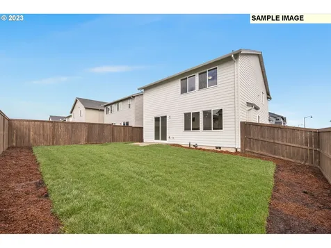 1185 Clemson Street Woodburn OR 97071