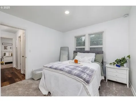 11805 SW Lincoln Avenue Portland OR 97223