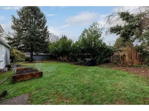 11805 SW Lincoln Avenue Portland OR 97223