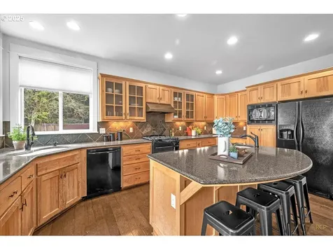8955 NE Dog Ridge Road Newberg OR 97132