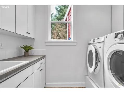 8955 NE Dog Ridge Road Newberg OR 97132