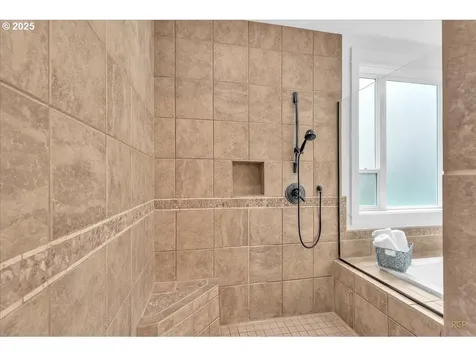 8955 NE Dog Ridge Road Newberg OR 97132