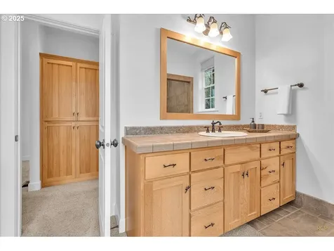 8955 NE Dog Ridge Road Newberg OR 97132