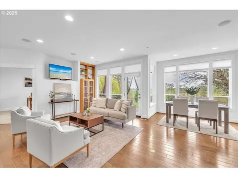 8955 NE Dog Ridge Road Newberg OR 97132