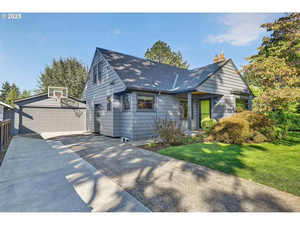 4423 NE Skidmore Street Portland OR 97218