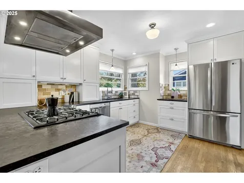 4423 NE Skidmore Street Portland OR 97218