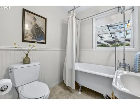 4423 NE Skidmore Street Portland OR 97218