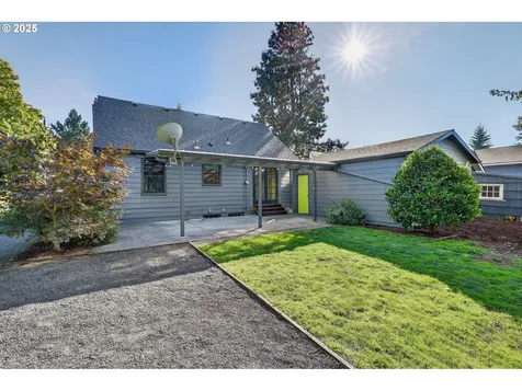 4423 NE Skidmore Street Portland OR 97218