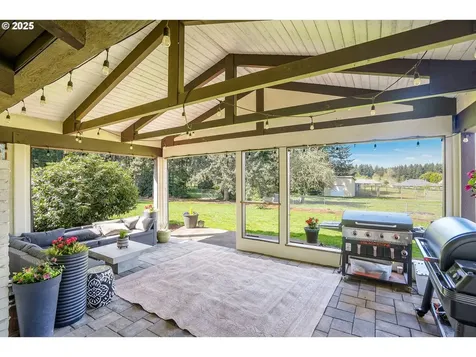 856 Woodland Drive NE Silverton OR 97381