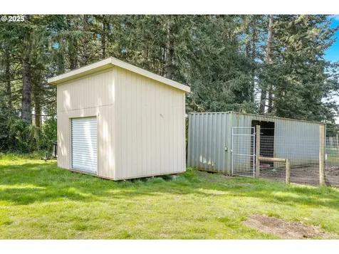 856 Woodland Drive NE Silverton OR 97381