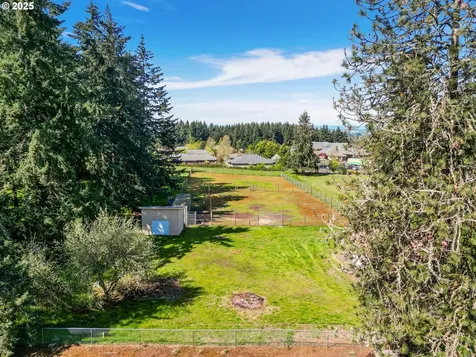 856 Woodland Drive NE Silverton OR 97381