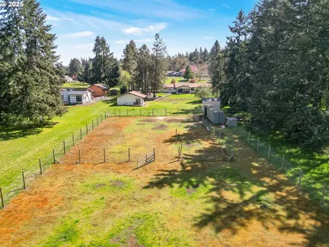 856 Woodland Drive NE Silverton OR 97381