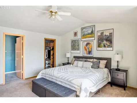 1211 NE Lenore Street Portland OR 97211