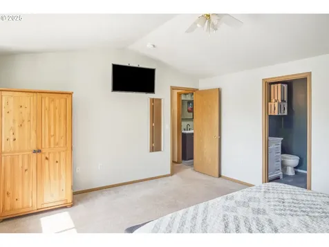 1211 NE Lenore Street Portland OR 97211