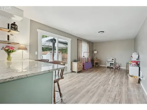 304 Frances Street Molalla OR 97038